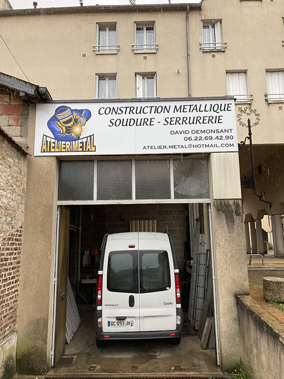 Enseigne personnalisée10