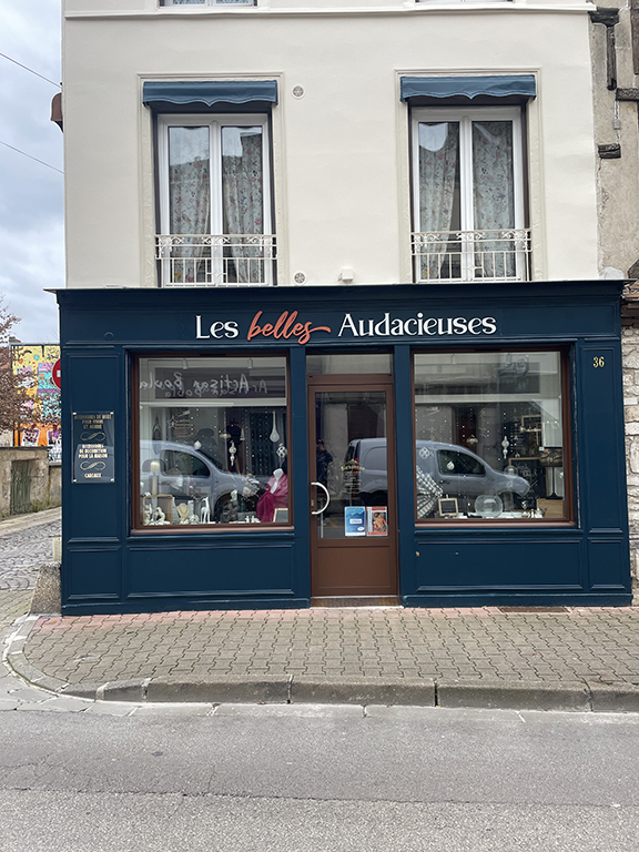 Enseigne personnalisée11