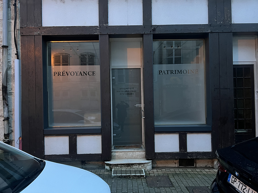 Enseigne personnalisée16