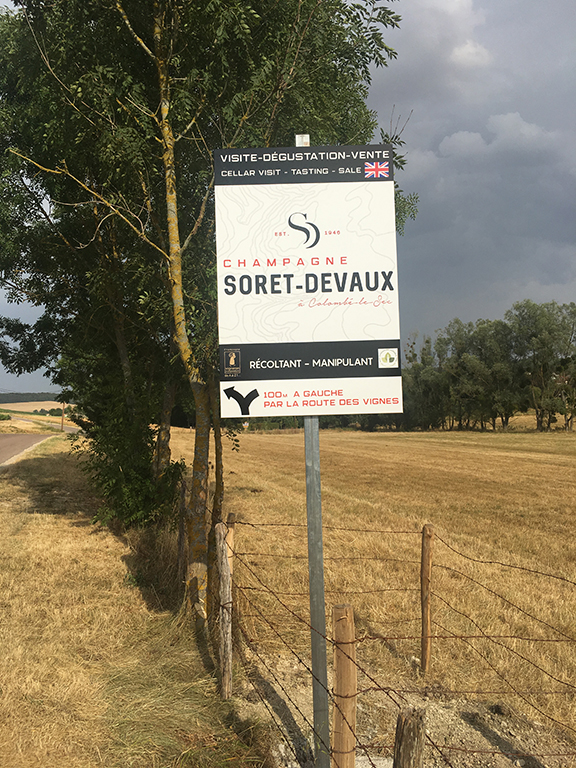 Enseigne personnalisée17